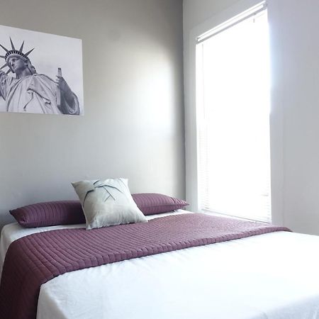 Best Room Nyc✈︎Ewr Layover➤Walk To Nyc Subway Newark Buitenkant foto