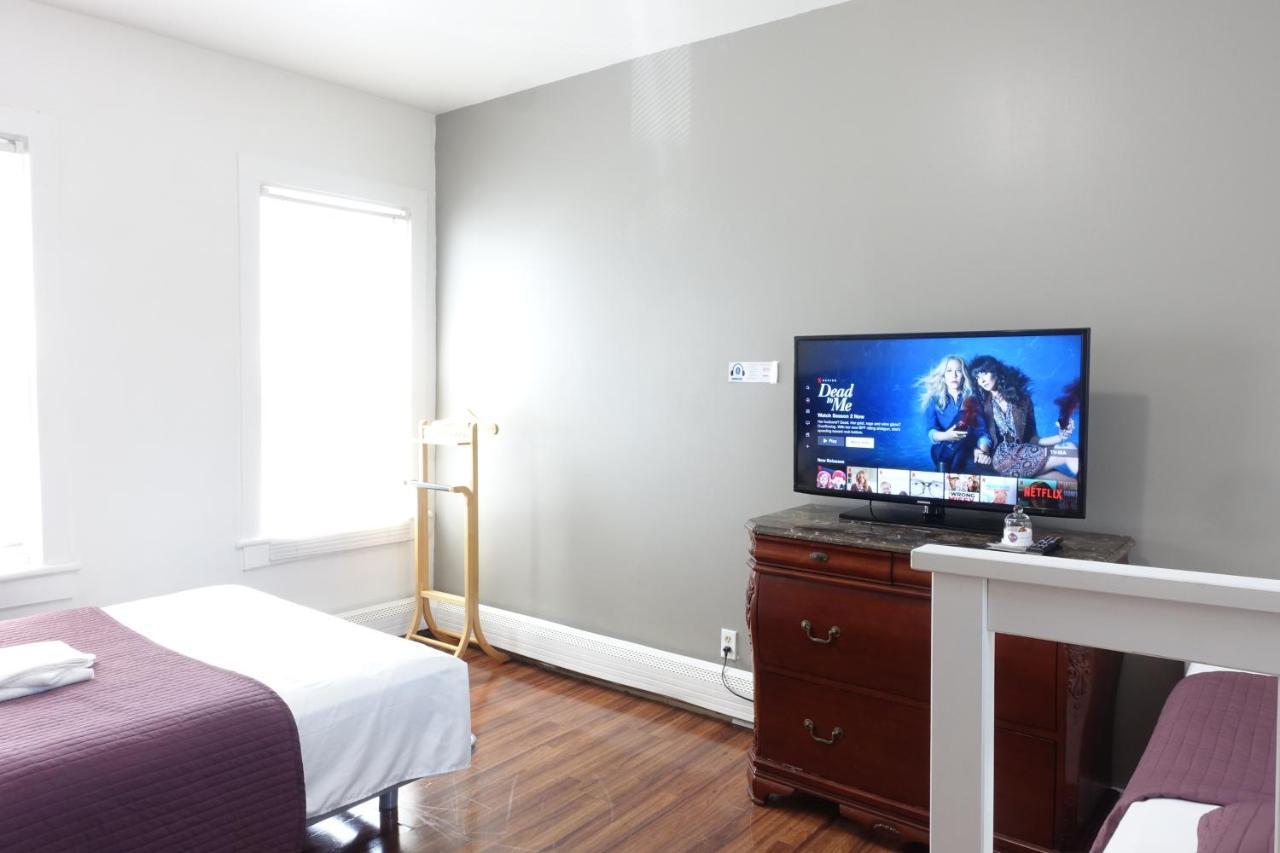 Best Room Nyc✈︎Ewr Layover➤Walk To Nyc Subway Newark Buitenkant foto
